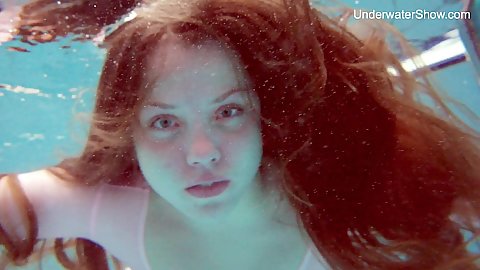 Naked underwater swimming and getting nude Simonna