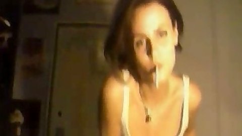 Solo super hot Jesse Quinn dancing around her camera and smoking