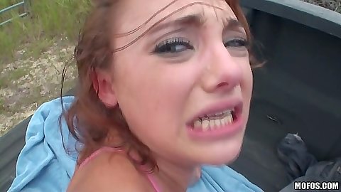Moaning and ass spreading gf redhead Khloe Kush fucked in truck
