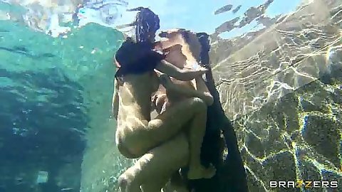Underwater milf sex with Isis Love and Blake Rose