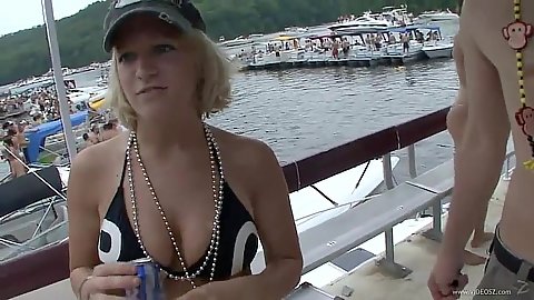 Bikini dancing college chicks with horny party time