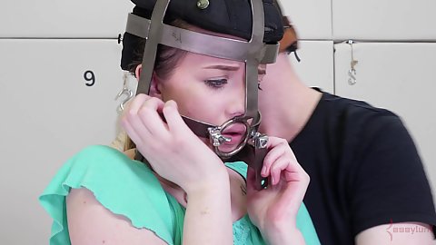 Submissive Jessica Kay agrees to wear this very bdsm humiliating helmot to emphasize her degraded situation and then blindfolded