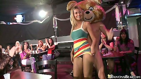 Search Dancing Bear - Gosexpod pic