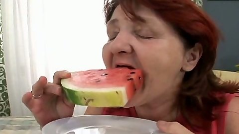 Granny Ivona and Faun fucking old couple sex